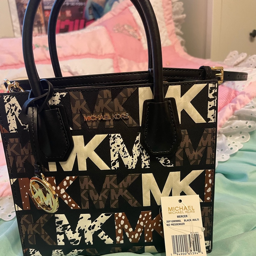 Michael Kors crossbody purse new with tag